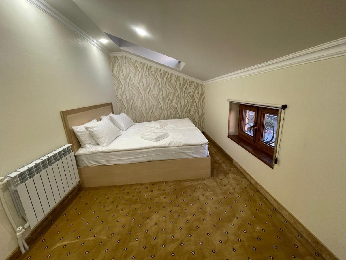Anga Yerevan Hotel Exterior foto