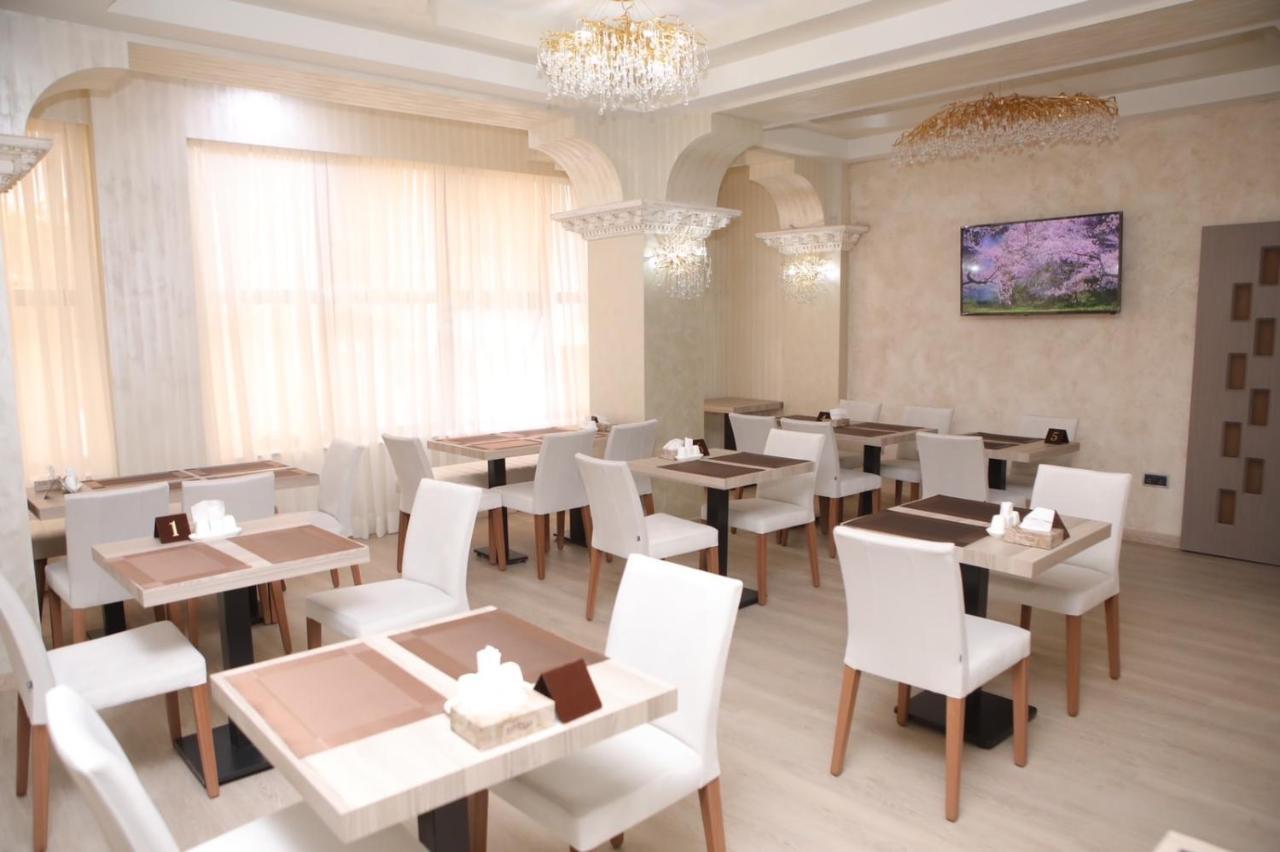Anga Yerevan Hotel Exterior foto